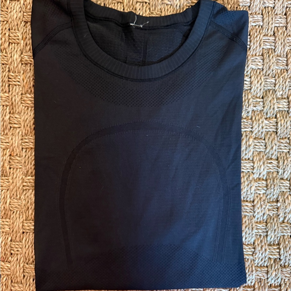 lululemon athletica Black Long Sleeve Tee
